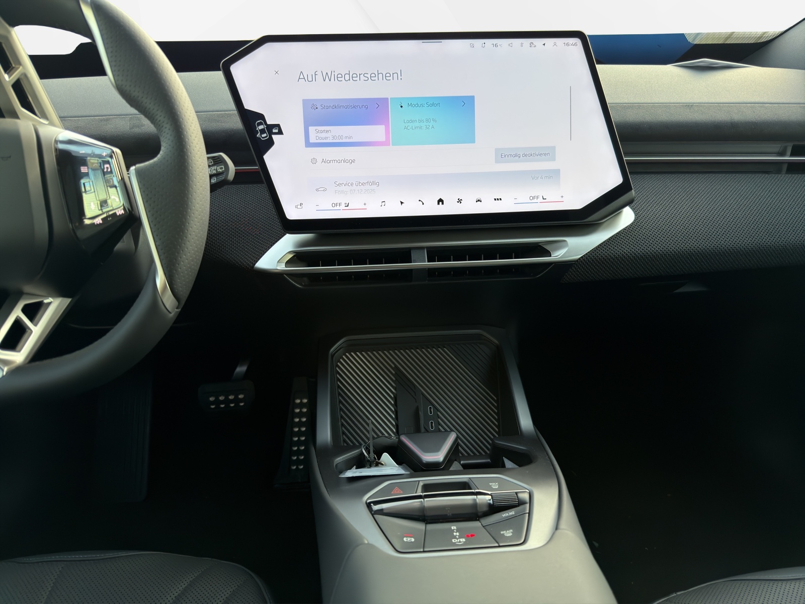 BMW iX3 50 xDrive M Sport-image-16