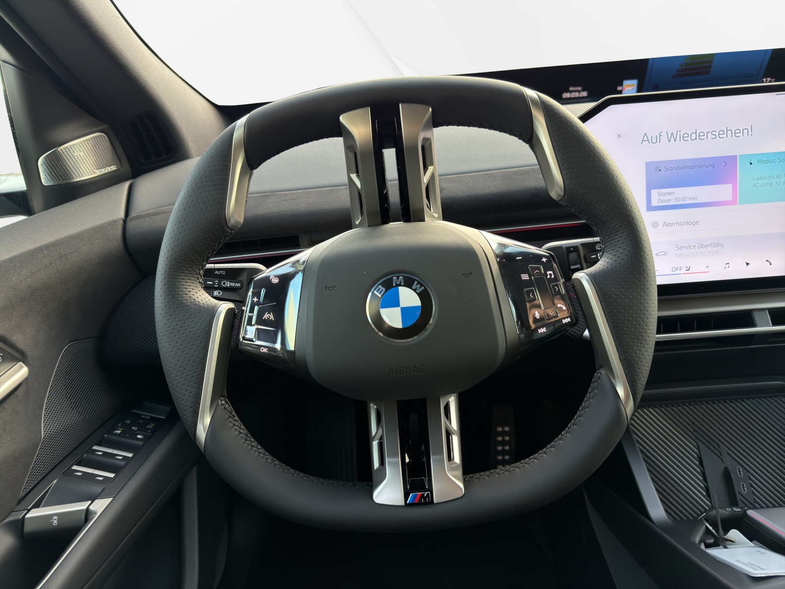 BMW iX3 50 xDrive M Sport-image-13