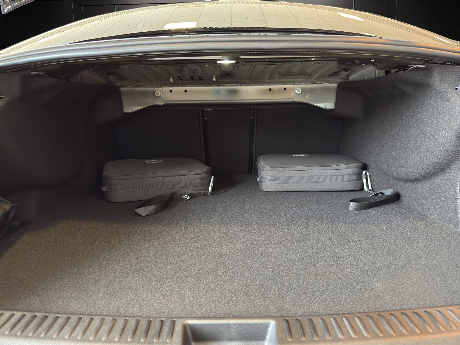 Image MERCEDES-BENZ E-400 E 400 e 4Matic 9G-Tronic