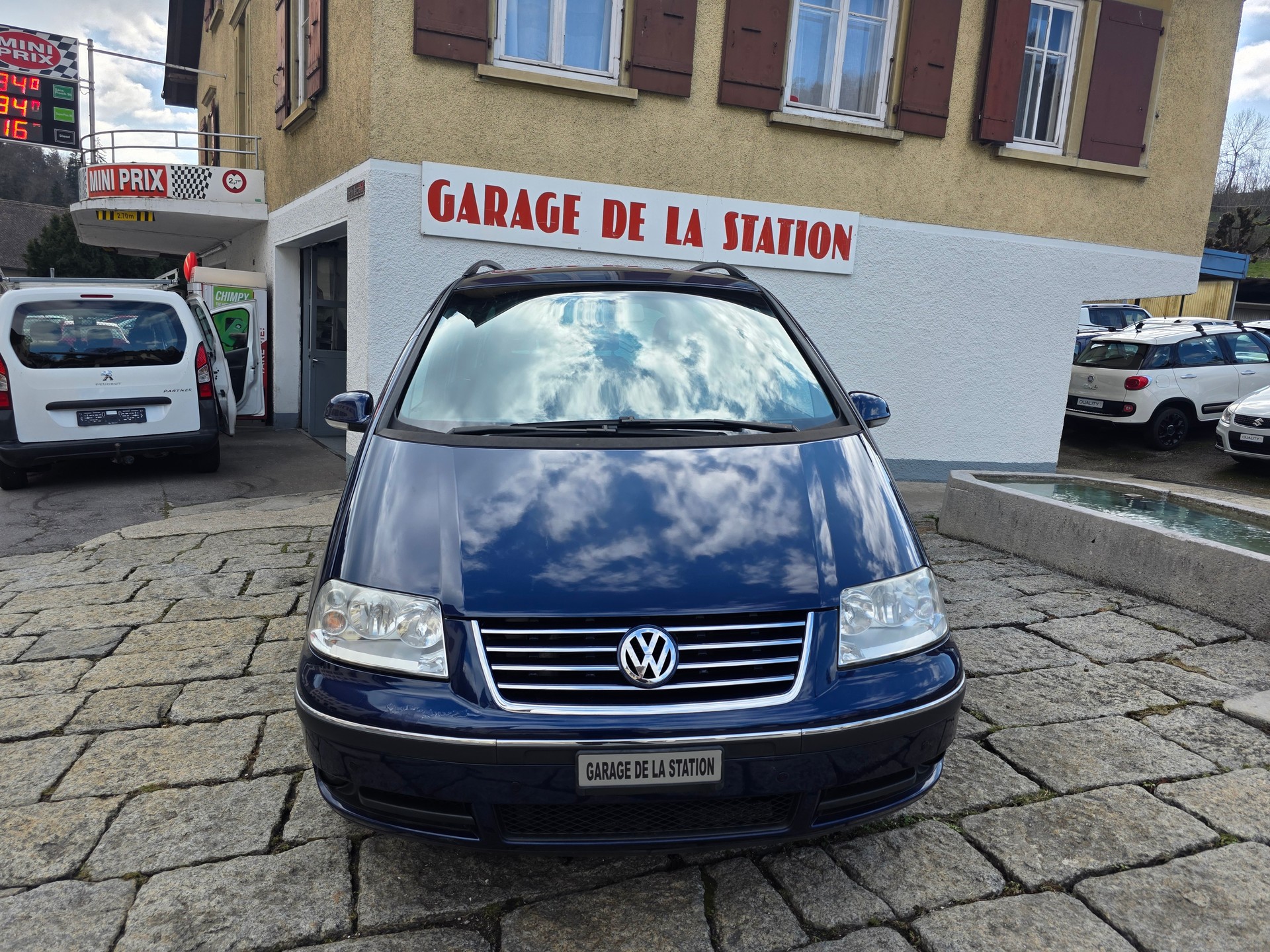 VW Sharan 1.8 T-image-1