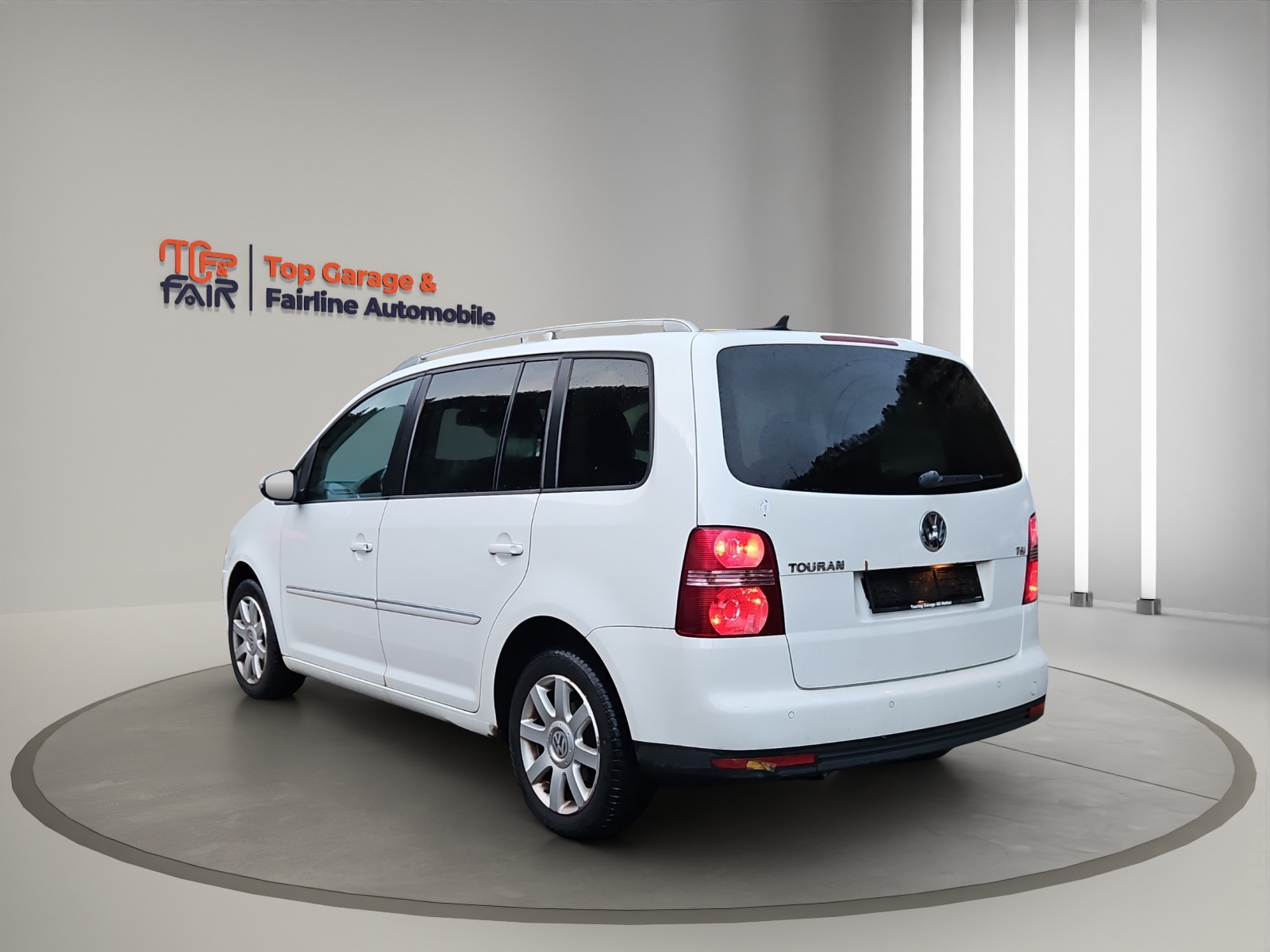 VW Touran 1.4 TSI Highline DSG-image-3