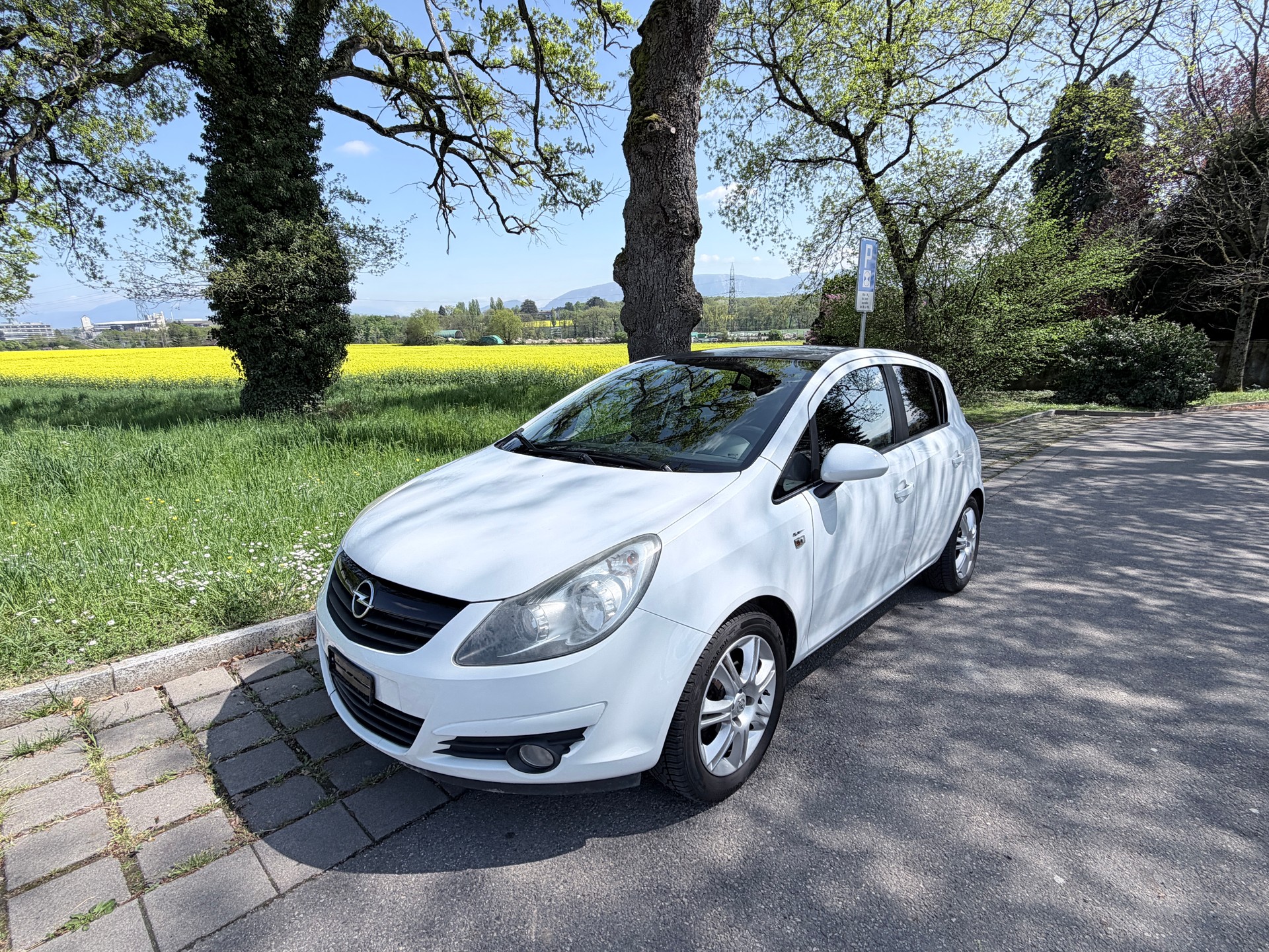 OPEL Corsa 1.4 TP Sport-showroom-element-2