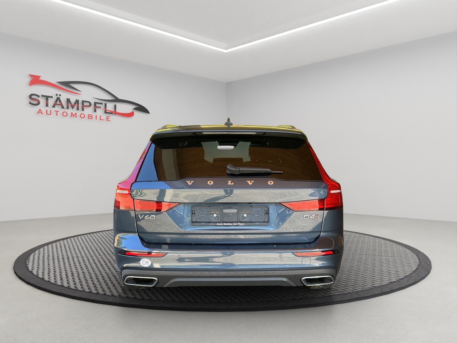 VOLVO V60 Cross Country D4 AWD Geartronic-image-3
