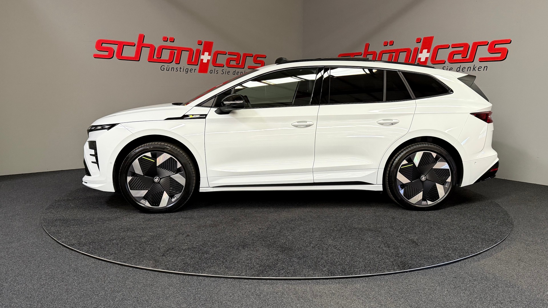 SKODA Enyaq 4x4 RS MAXX-image-2