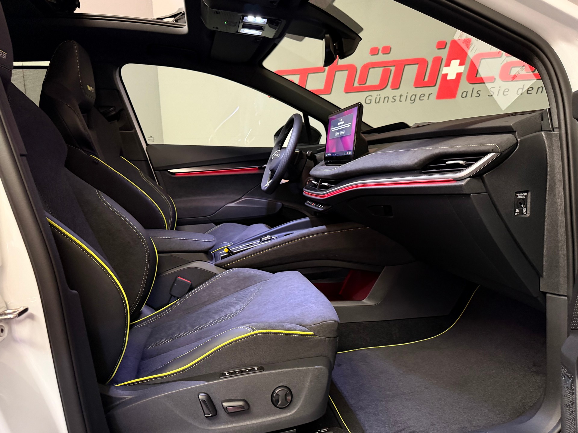 SKODA Enyaq 4x4 RS MAXX-image-38