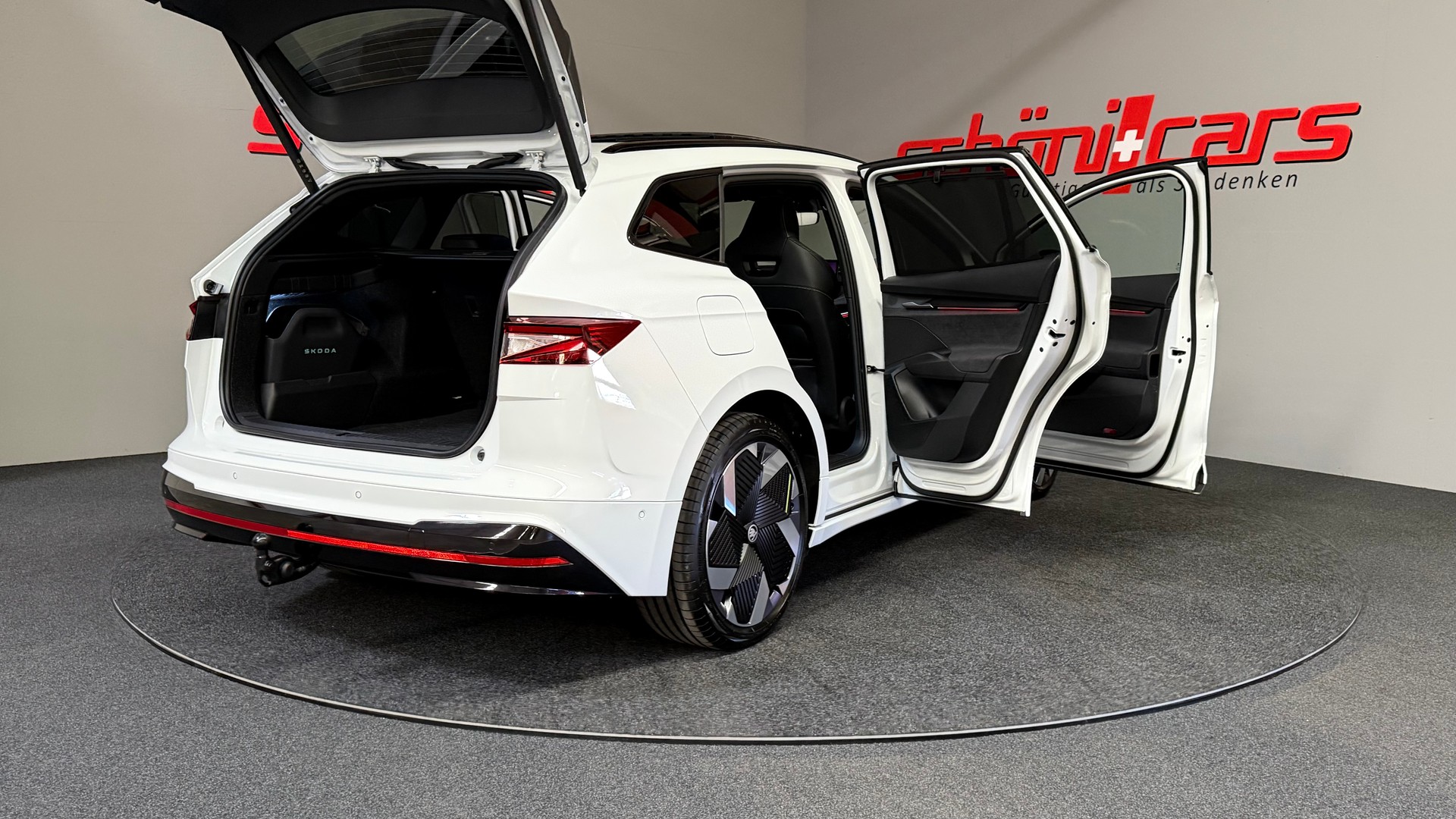 SKODA Enyaq 4x4 RS MAXX-image-6