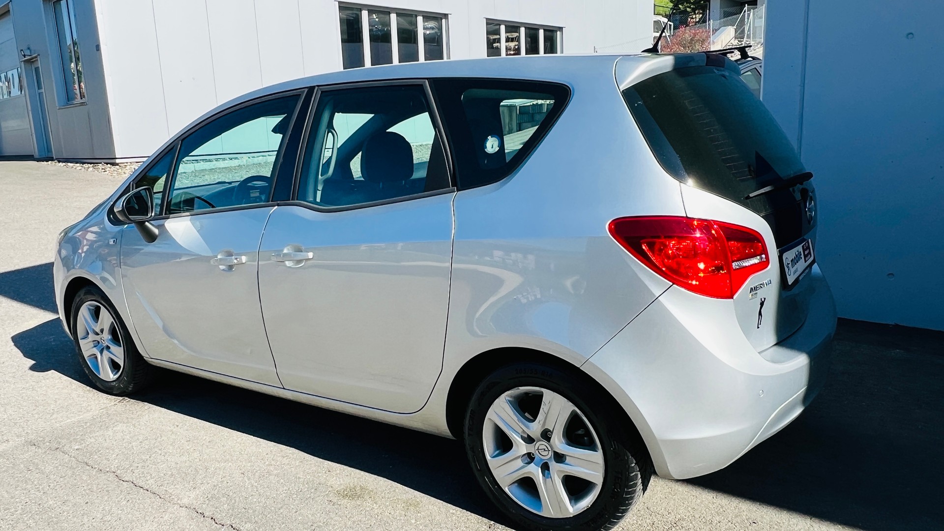 OPEL Meriva 1.4 Turbo Automatic-image-4