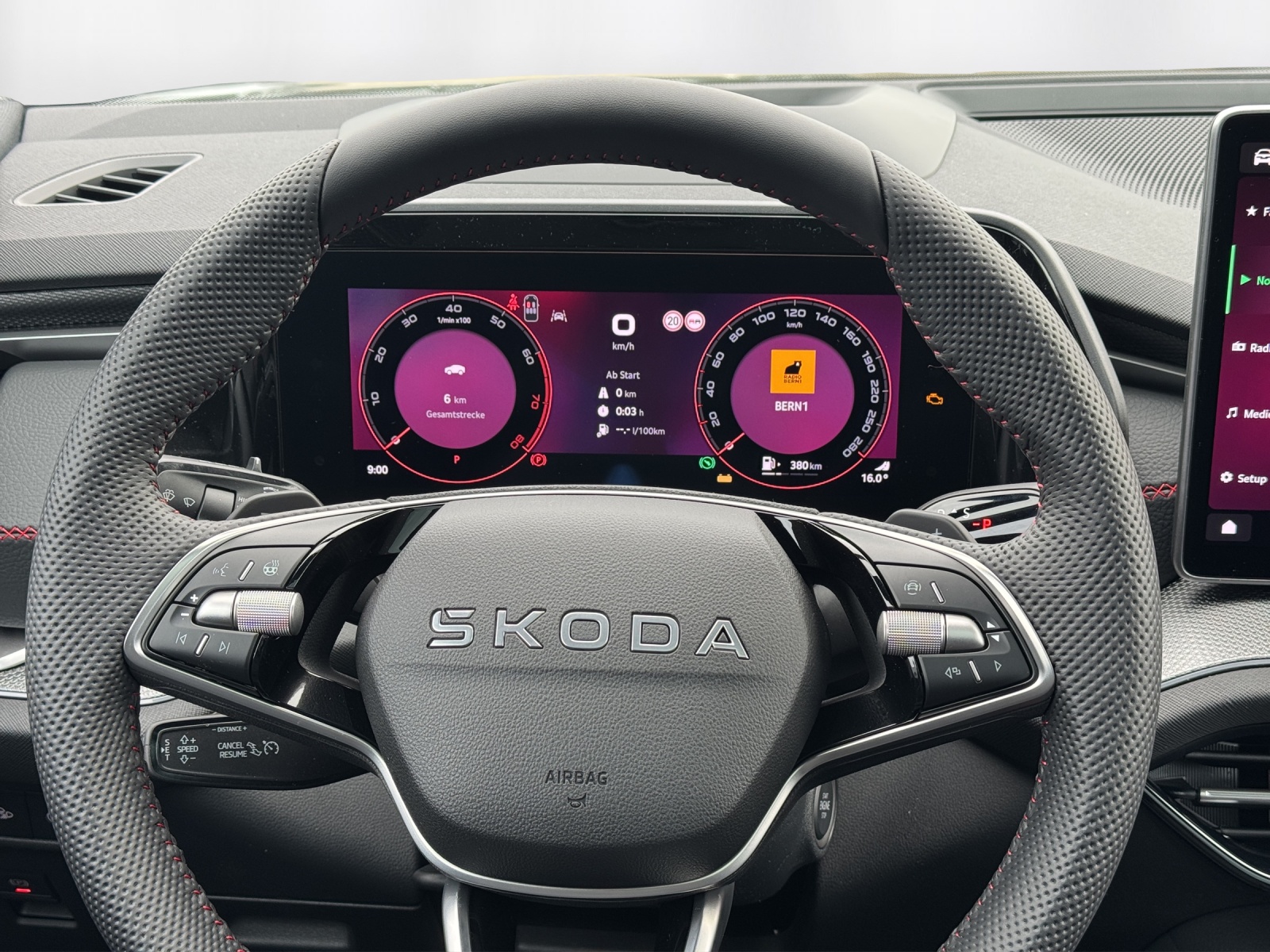 SKODA Kodiaq 2.0 TSI RS 4x4-image-7