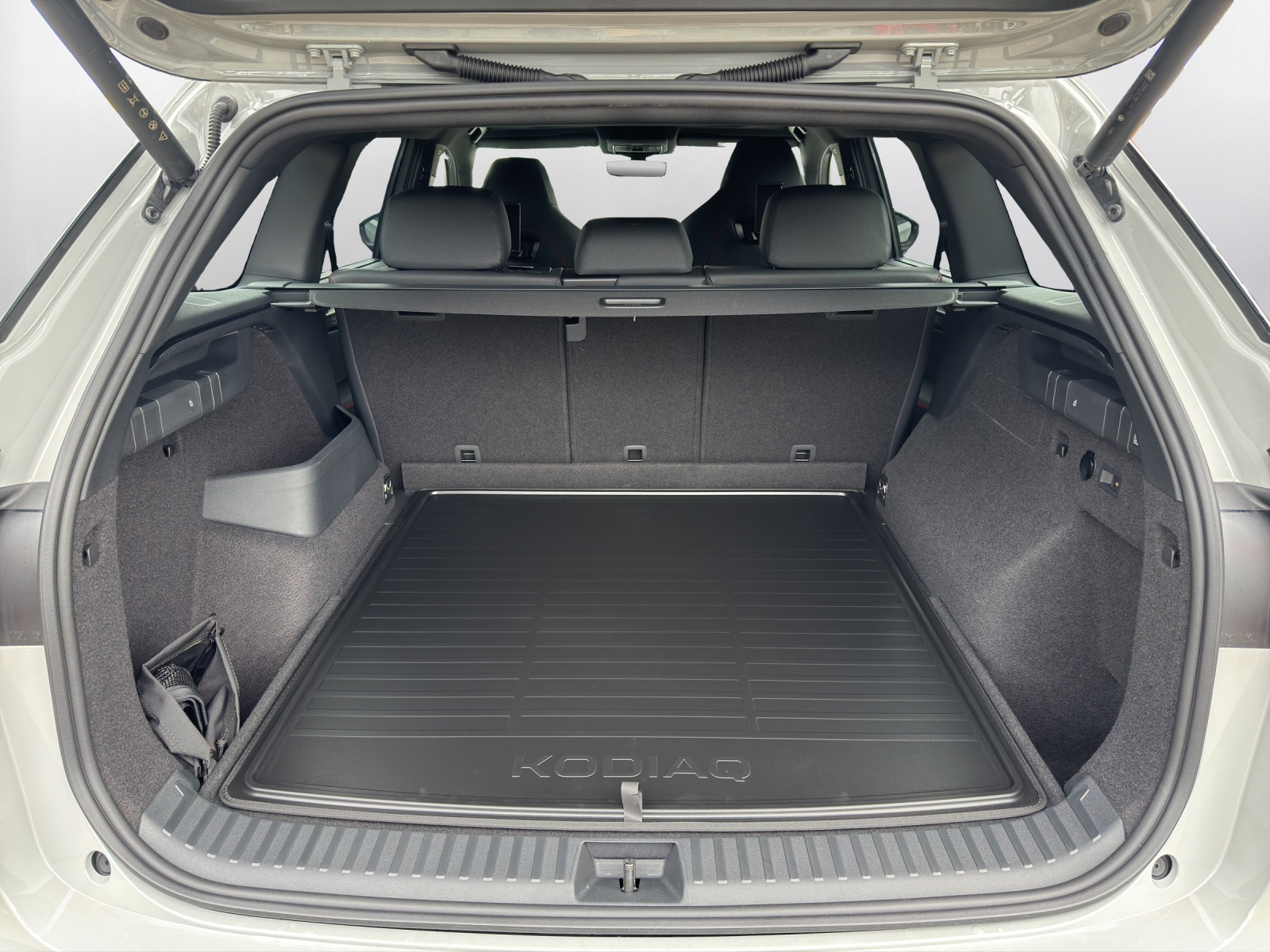 SKODA Kodiaq 2.0 TSI RS 4x4-image-11