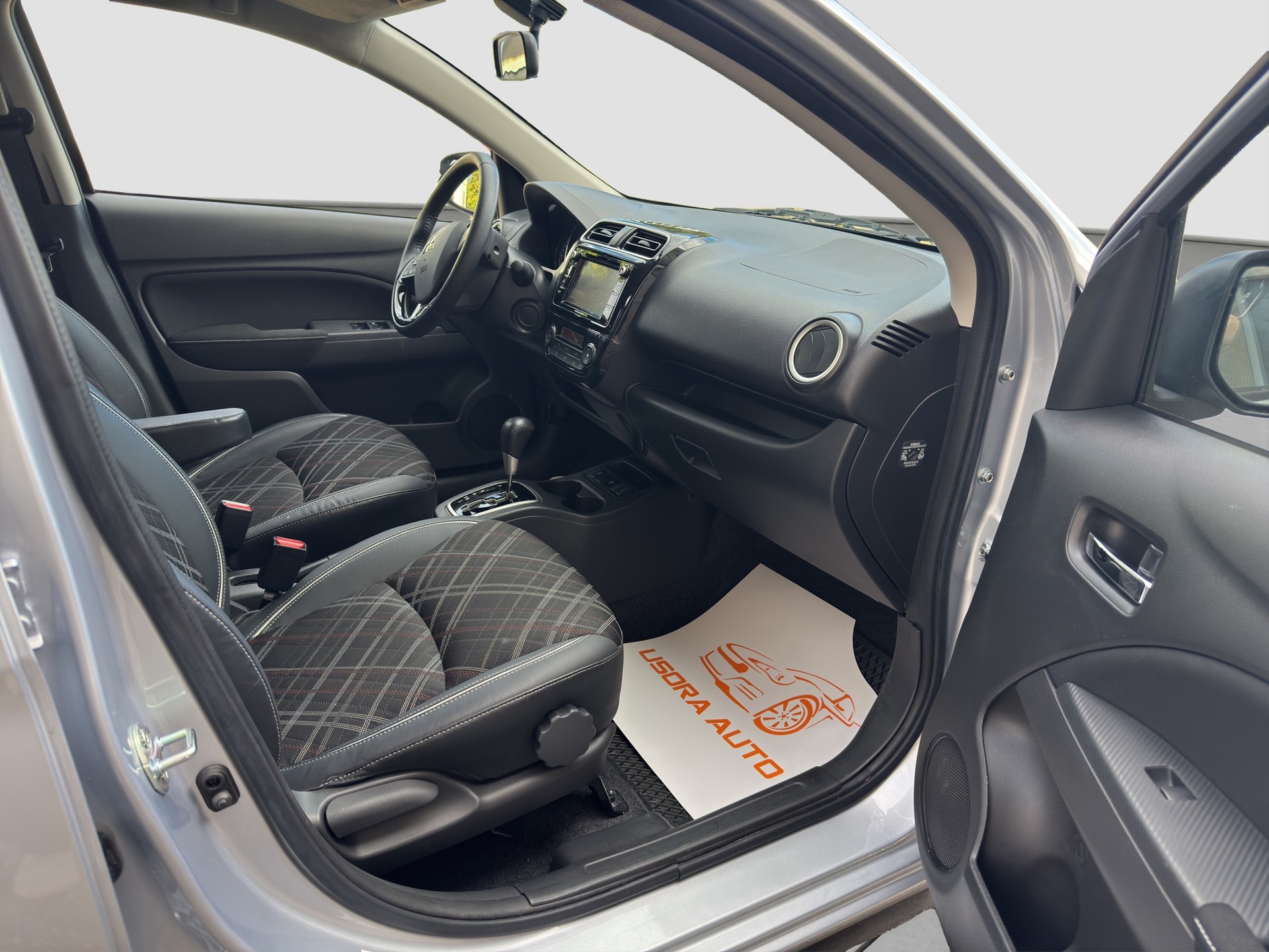 MITSUBISHI Space Star 1.2 Value CVT-image-12