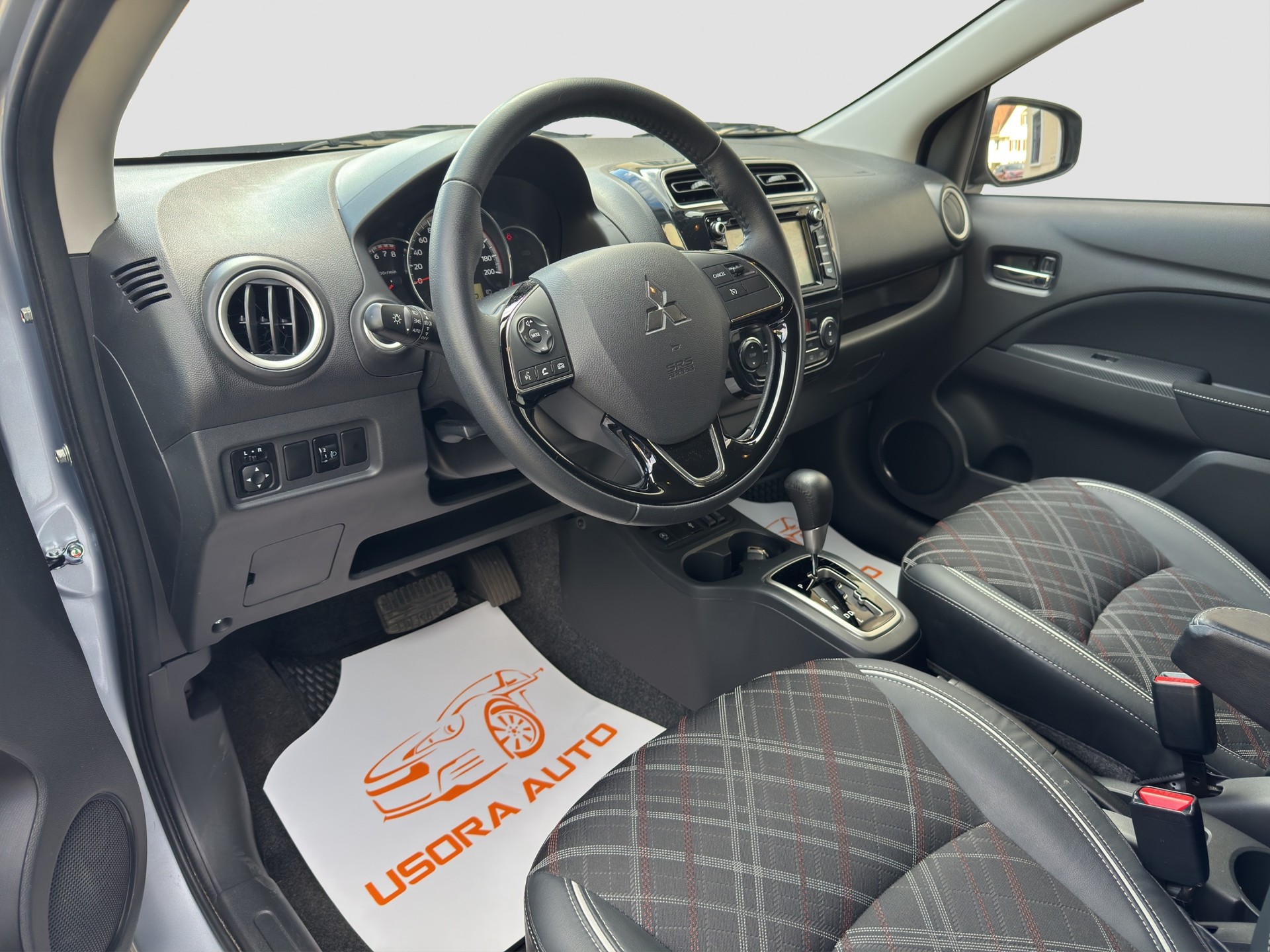 MITSUBISHI Space Star 1.2 Value CVT-image-11