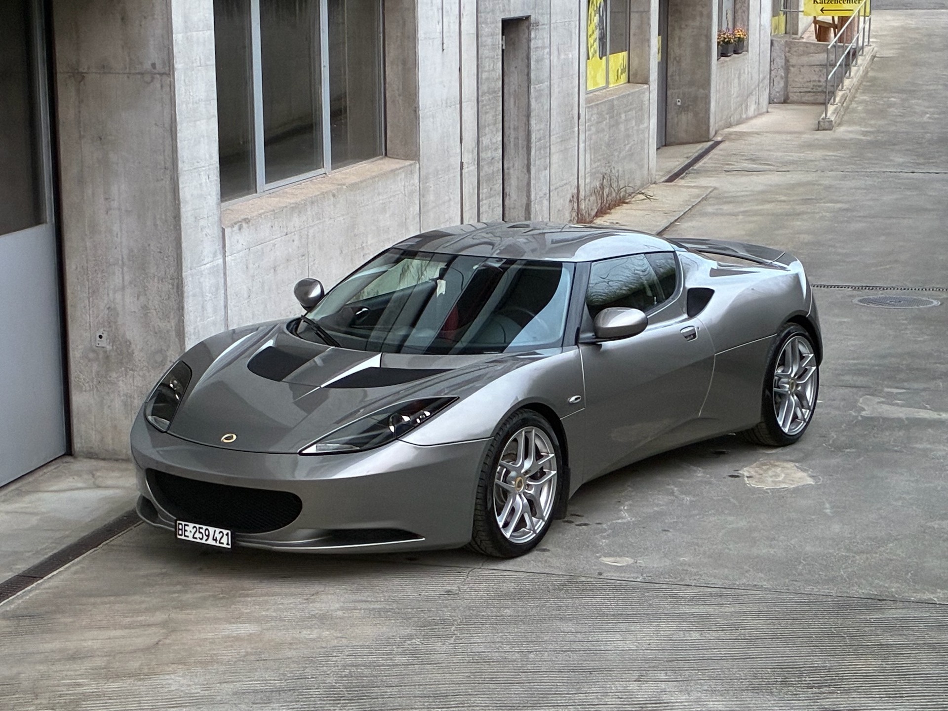 LOTUS 3.5 V6 4P.