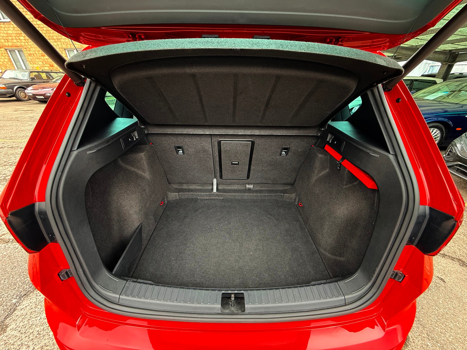 SEAT Ateca 2.0 TSI FR 4Drive DSG Standheizung-image-9