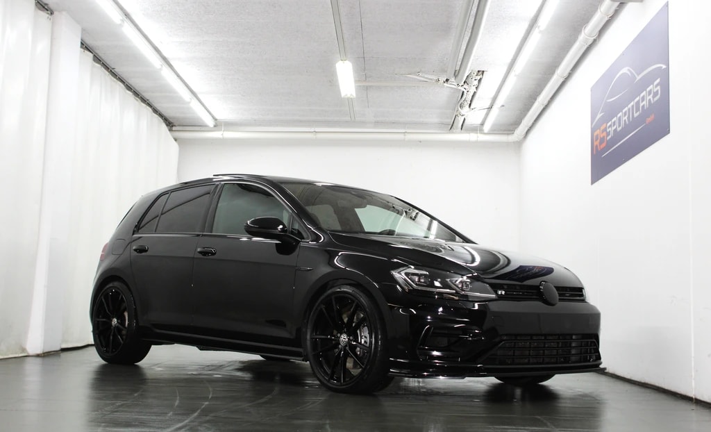 VW Golf 2.0 TSI R 4Motion DSG Performance Paket Akrapovic ABT 350PS / CH-Fahrzeug-image-0