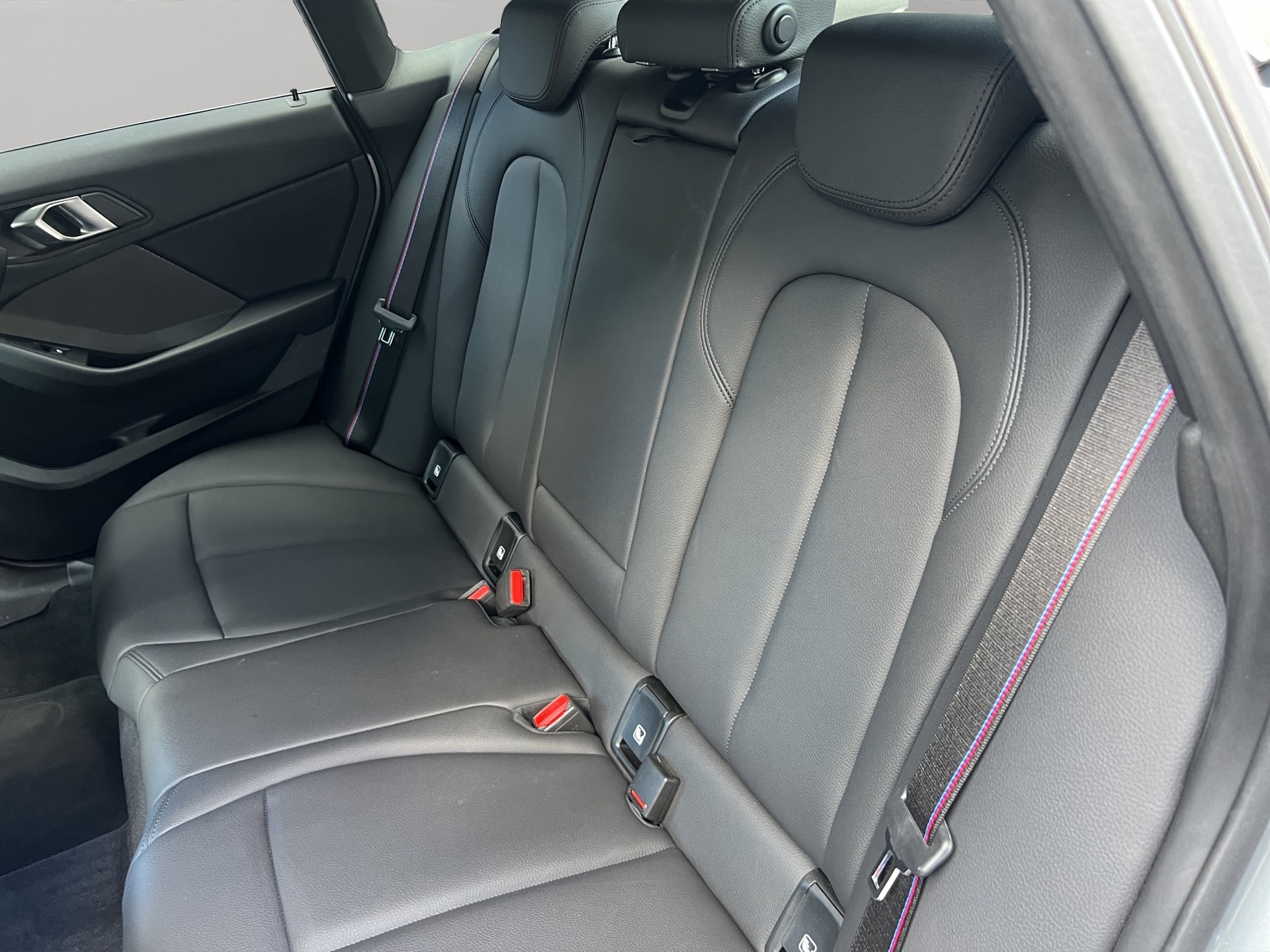 BMW 220i xDrive Gran Coupé Pure M Sport Steptronic-image-18