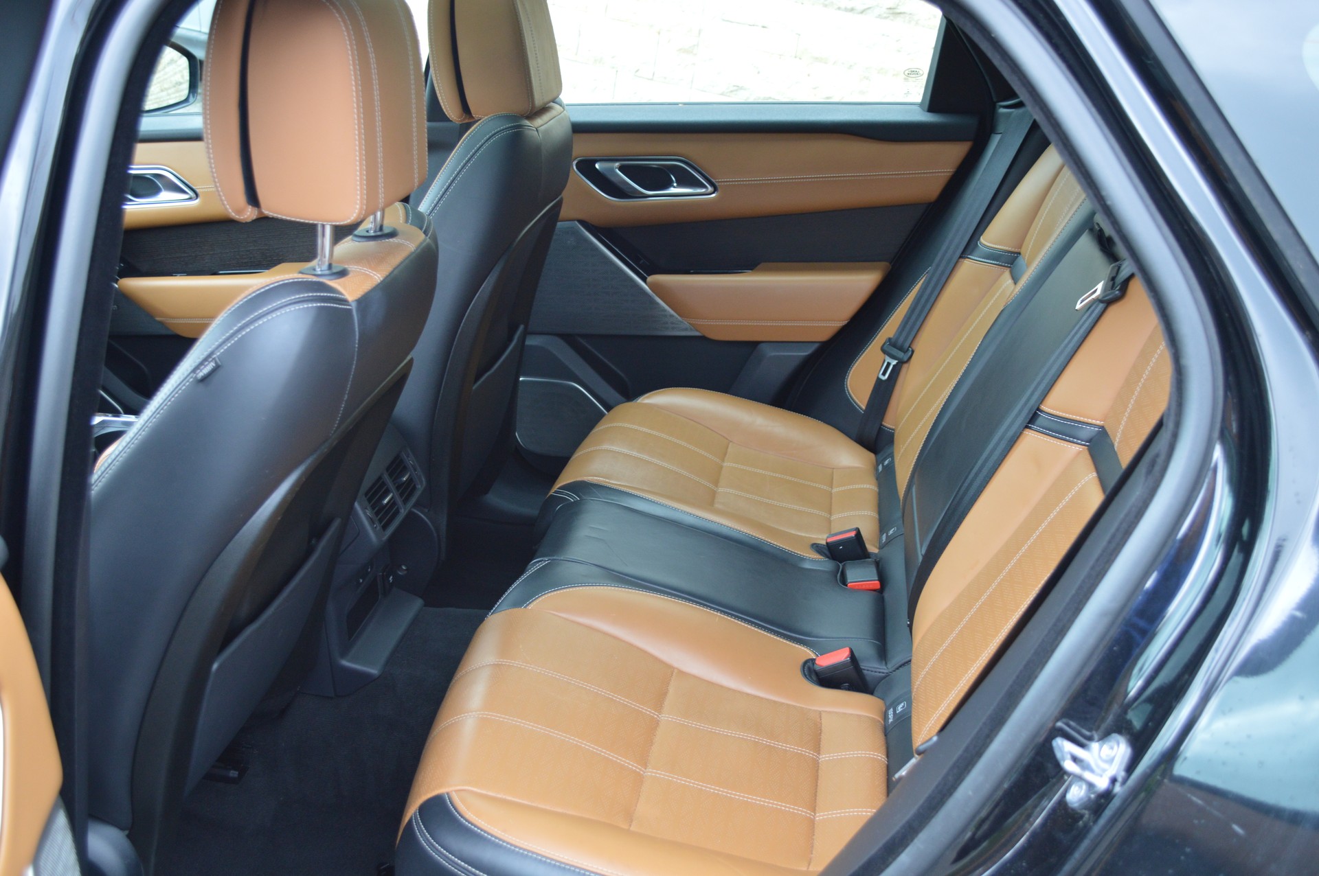 LAND ROVER Range Rover Velar R-Dynamic D 300 HSE Automatic-image-7
