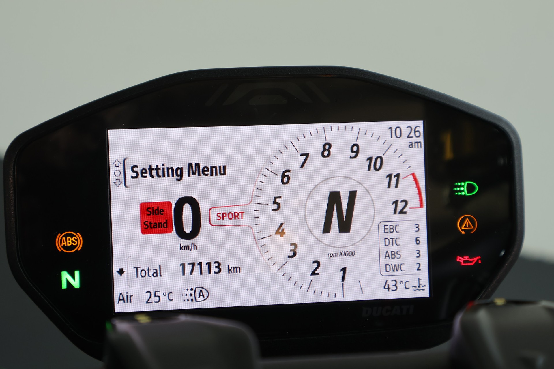 DUCATI Streetfighter V2-image-11