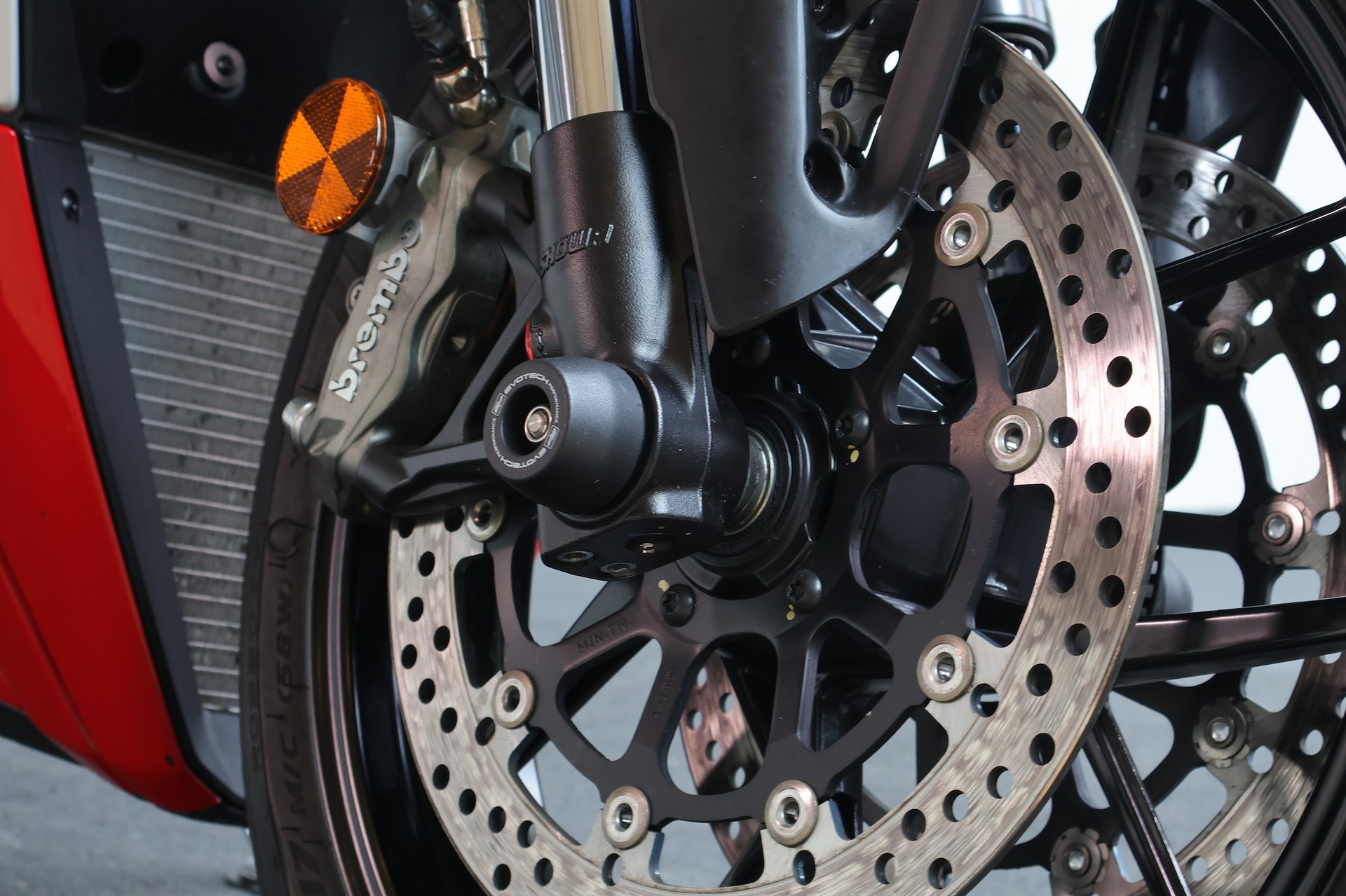 DUCATI Streetfighter V2-image-8