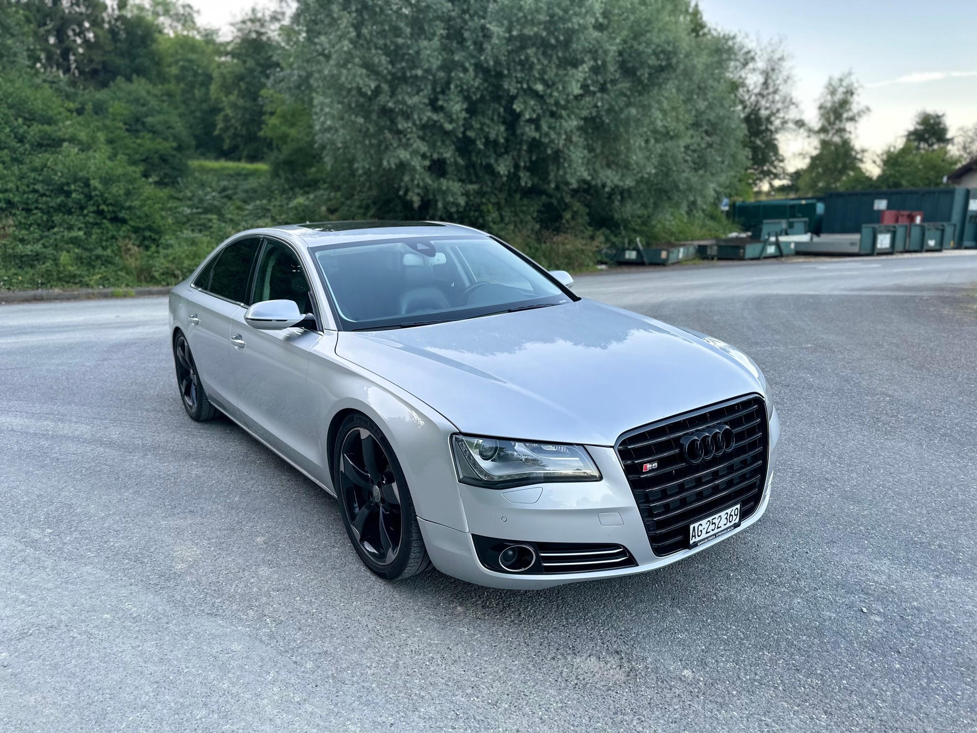 AUDI A8 4.2 TDI quattro tiptronic-image-0