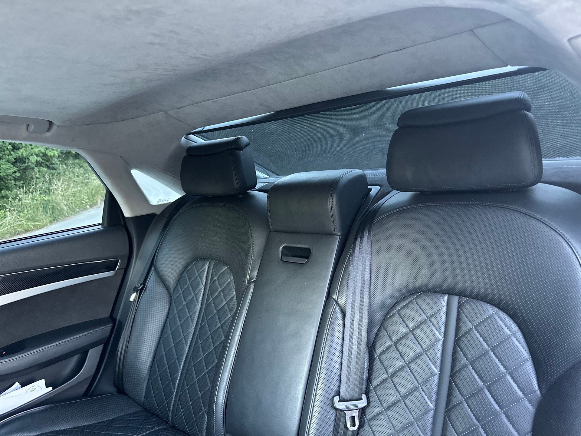 AUDI A8 4.2 TDI quattro tiptronic-image-11
