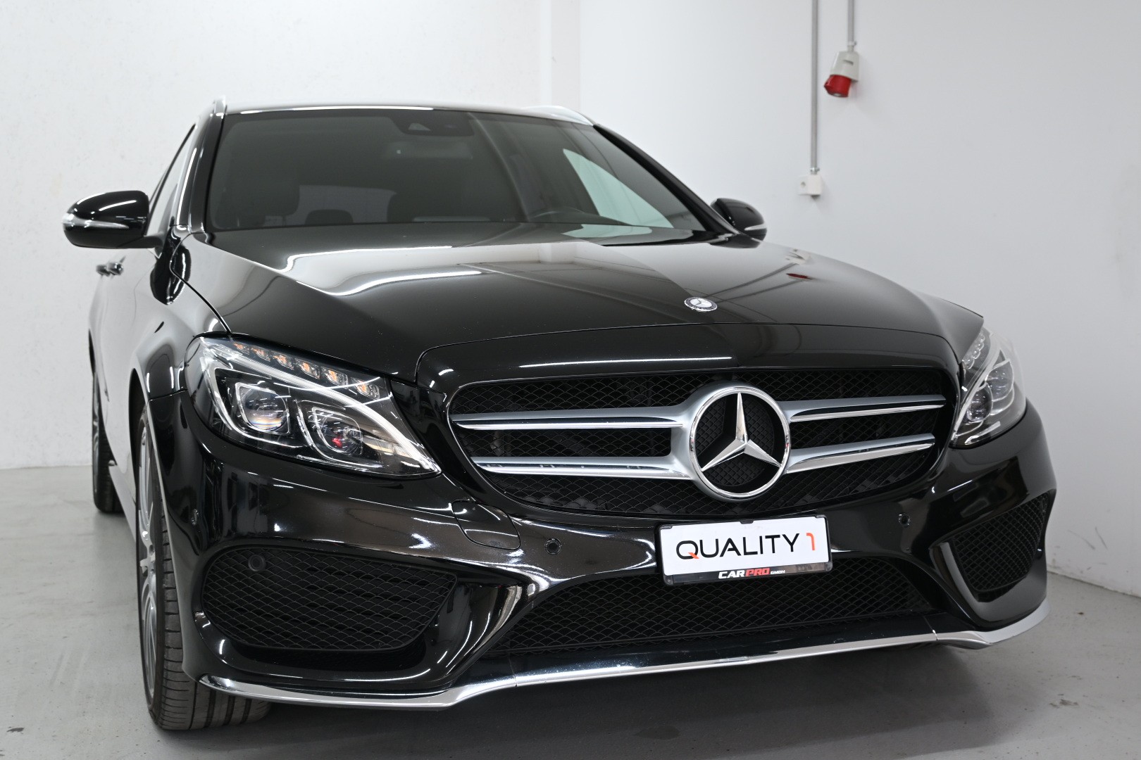 MERCEDES-BENZ C 220 BlueTEC AMG Line 7G-Tronic-image-1