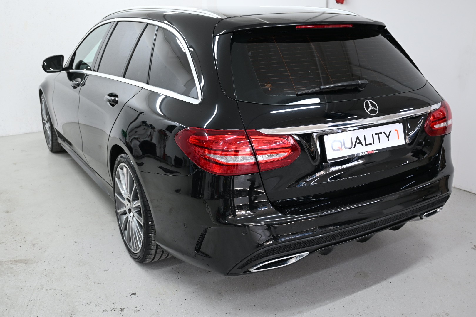MERCEDES-BENZ C 220 BlueTEC AMG Line 7G-Tronic-image-3
