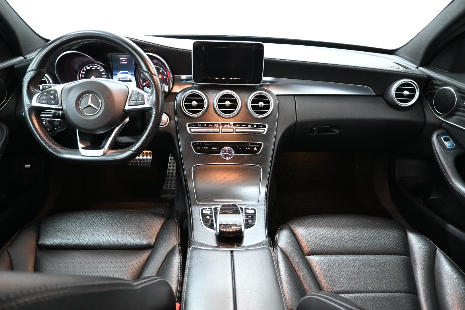 MERCEDES-BENZ C 220 BlueTEC AMG Line 7G-Tronic-image-5