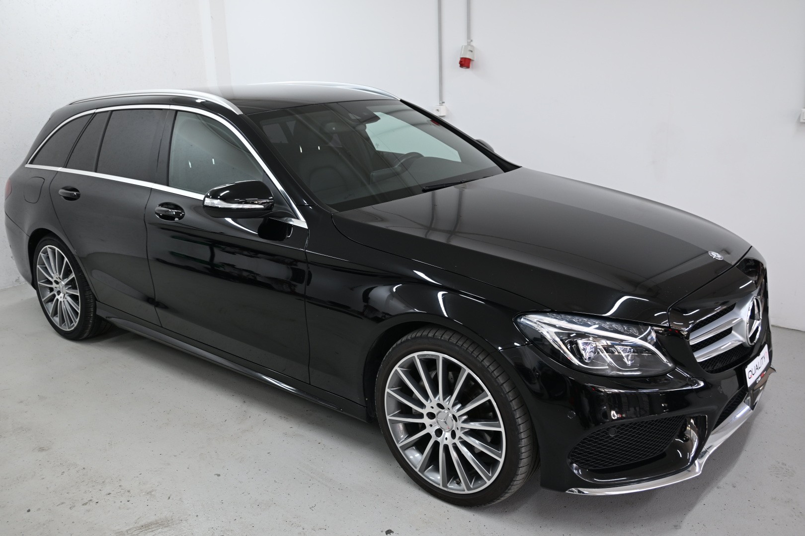 MERCEDES-BENZ C 220 BlueTEC AMG Line 7G-Tronic-image-2