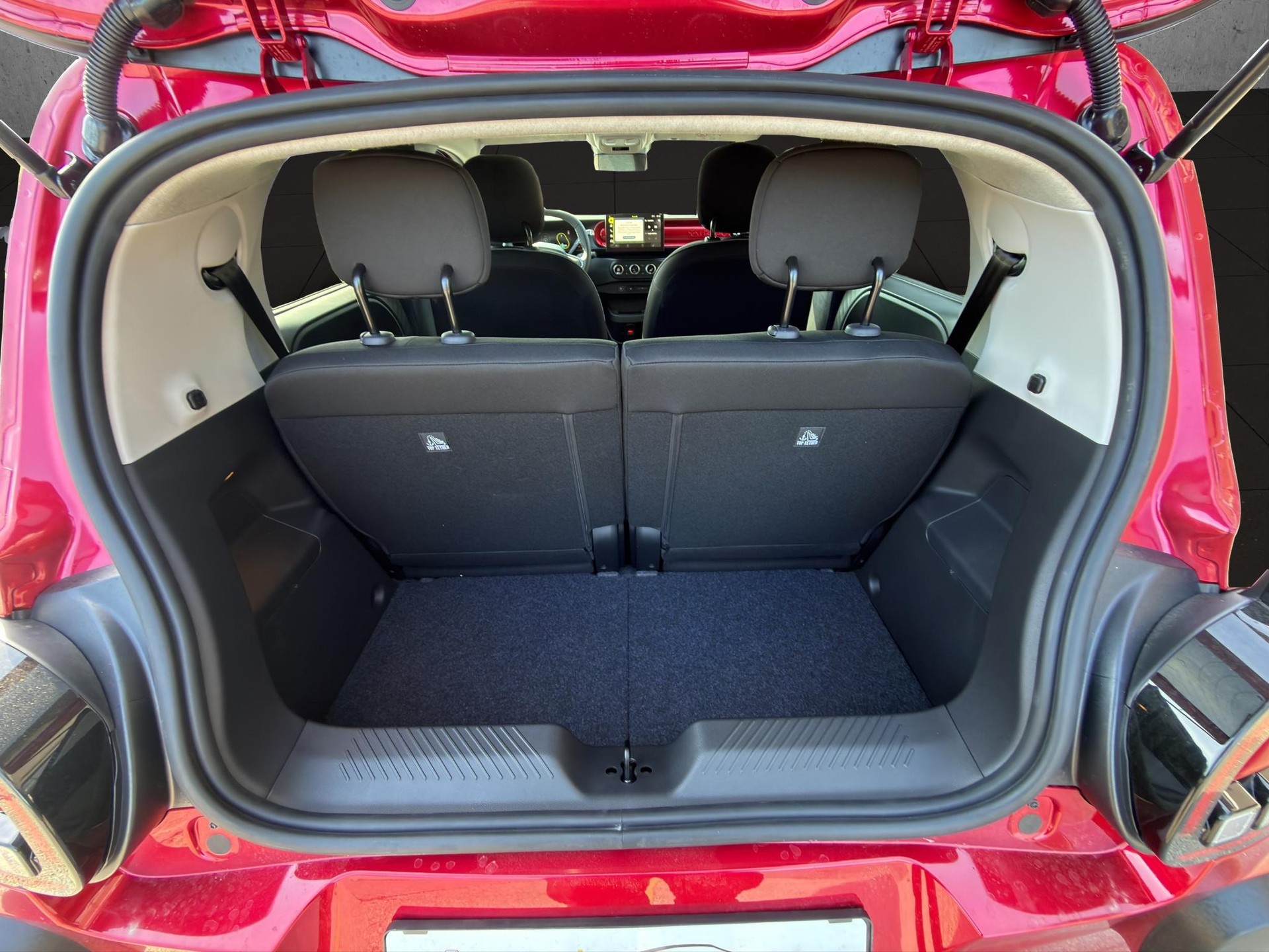 RENAULT Twingo E-Tech Urban Range techno-image-11