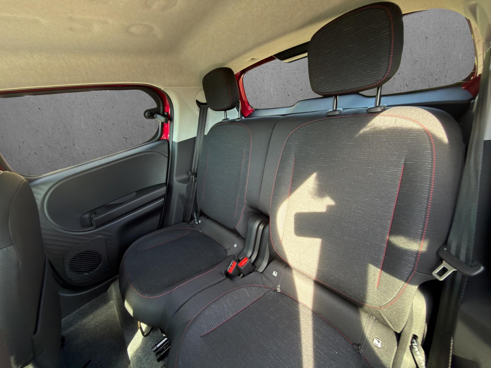 RENAULT Twingo E-Tech Urban Range techno-image-10