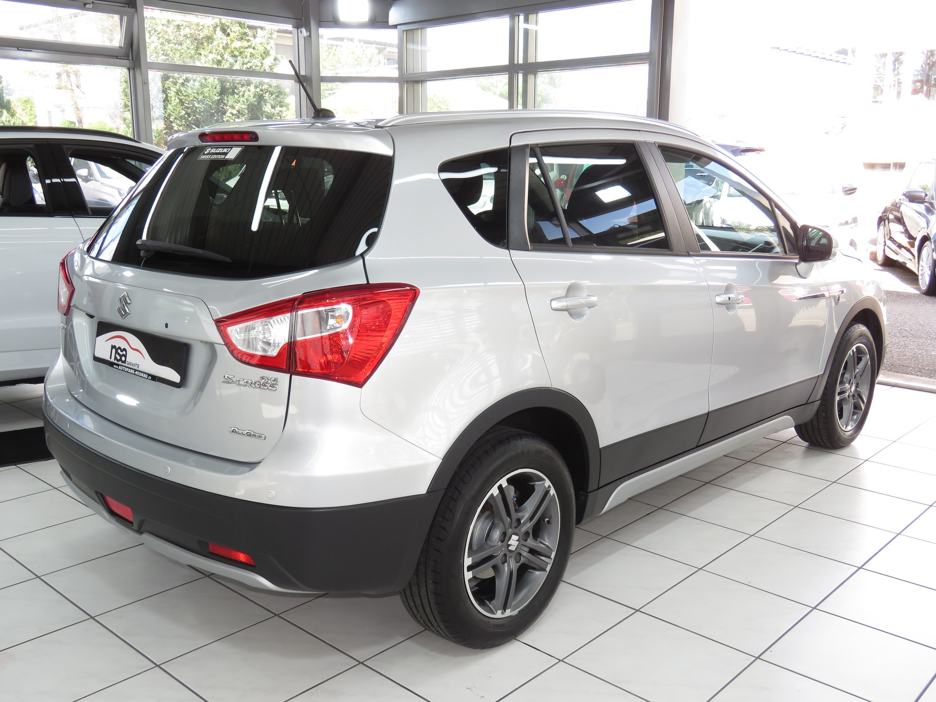 SUZUKI SX4 S-Cross 1.6 16V PizSulai 4WD CVT7 (Automat)-showroom-element-3