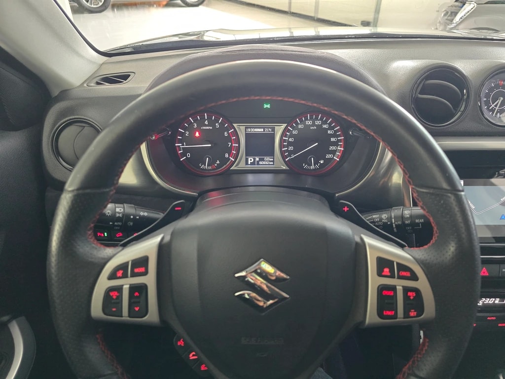 SUZUKI Vitara 1.4 Boosterjet Sergio Cellano Top Automatic-image-14