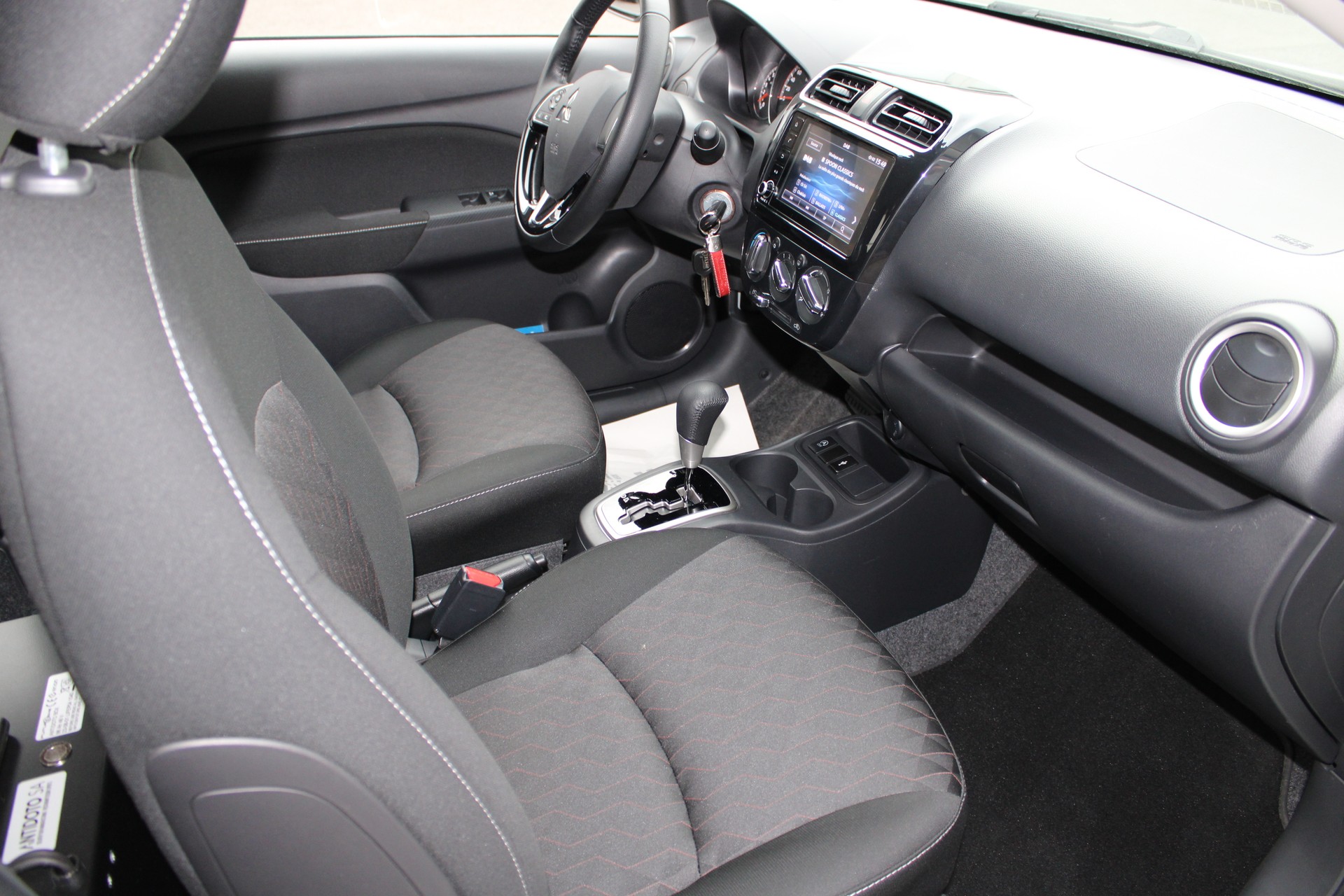 MITSUBISHI Space Star 1.2 Automatique - Avec Four pour Pizzas-image-15