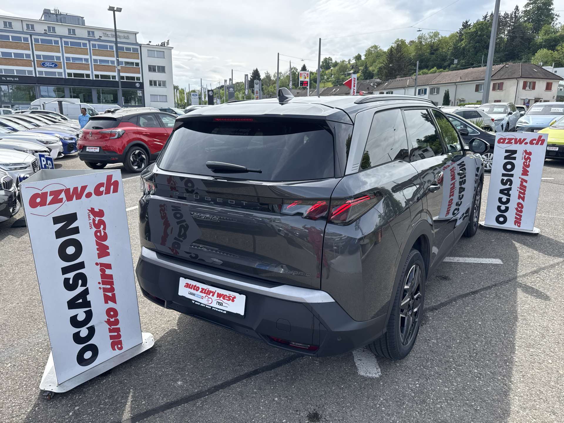 PEUGEOT 5008 145 Hybrid GT 7-Plätzer e-DCS-Automat-image-2