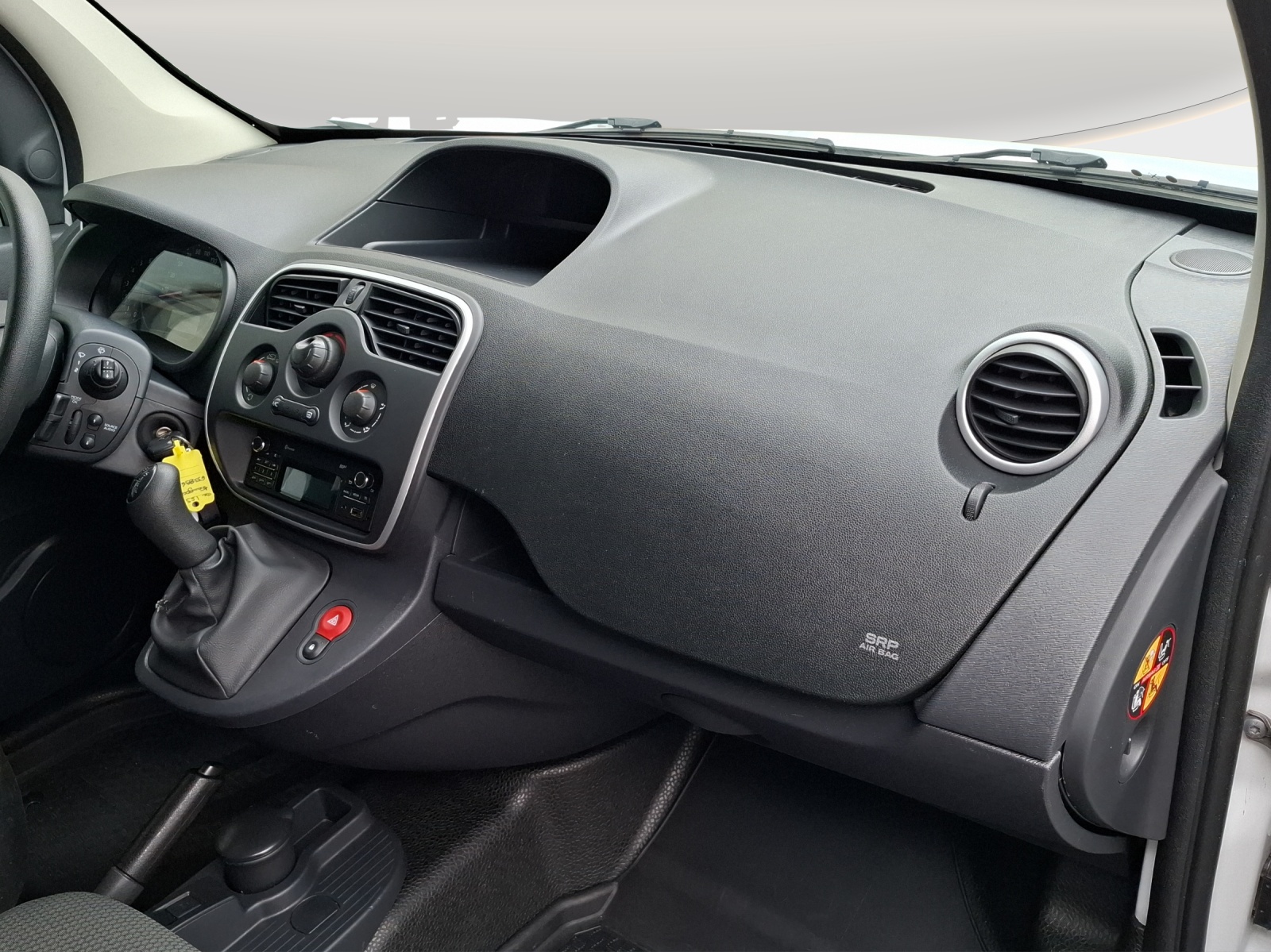 RENAULT Kangoo Medium dCi 90 ENERGY Business Anhängerkupplung // 3-Plätzer-image-12