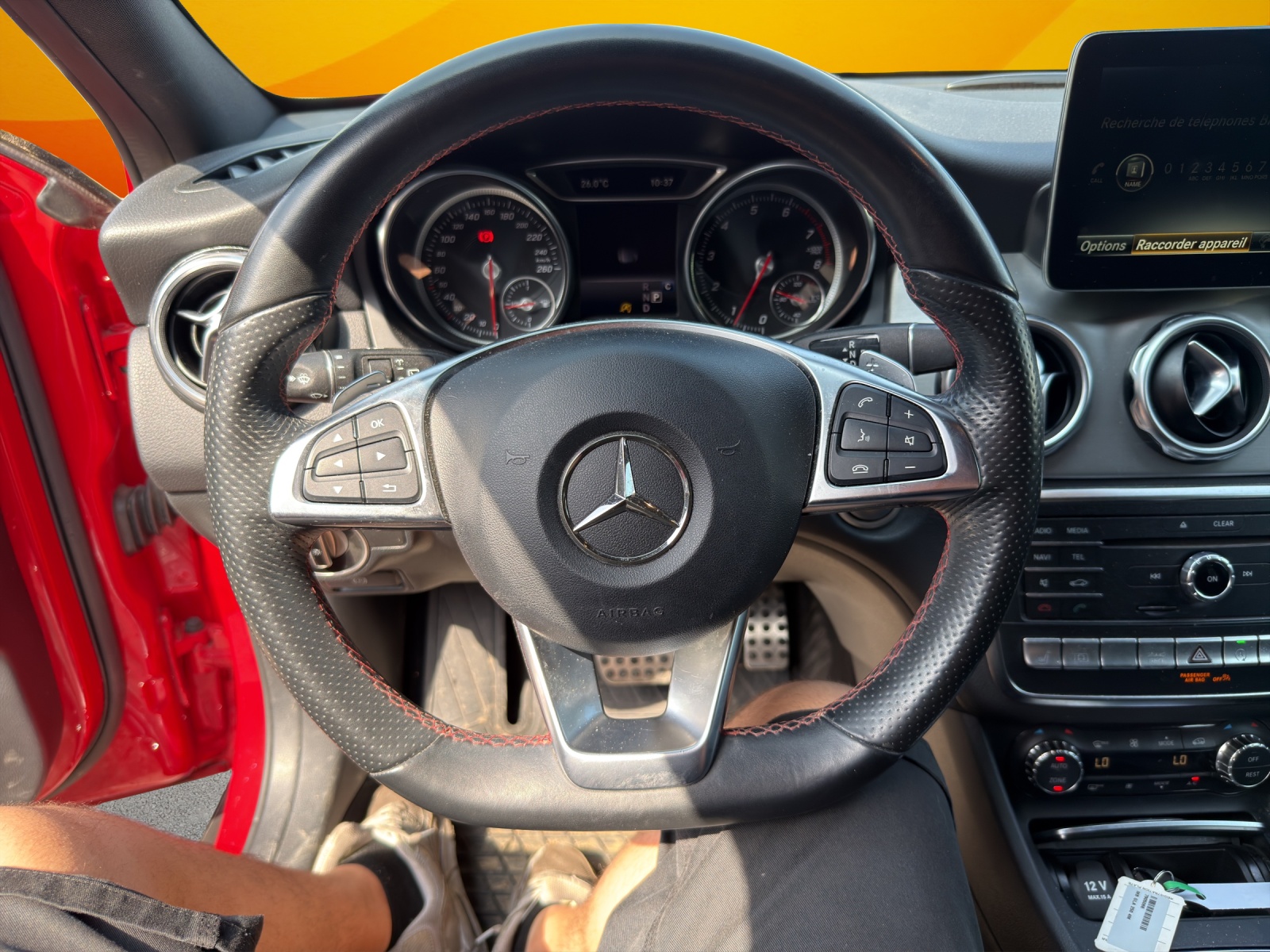 MERCEDES-BENZ GLA 250 AMG Line 4Matic 7G-DCT-image-10
