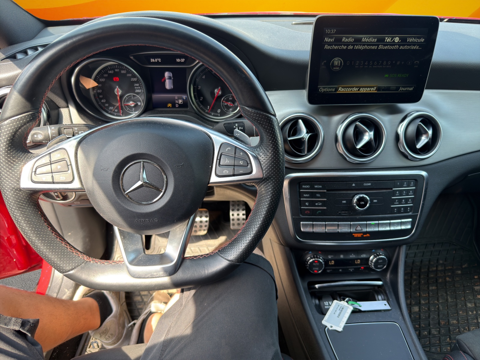MERCEDES-BENZ GLA 250 AMG Line 4Matic 7G-DCT-image-8