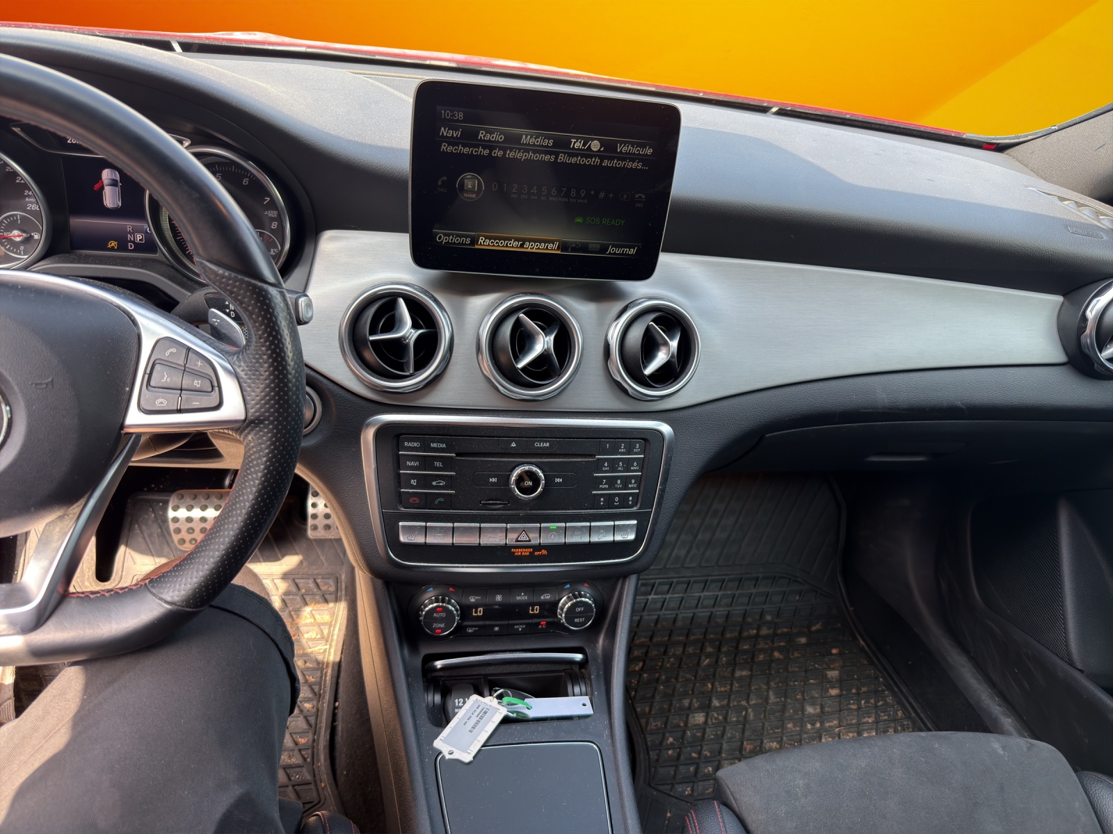 MERCEDES-BENZ GLA 250 AMG Line 4Matic 7G-DCT-image-13