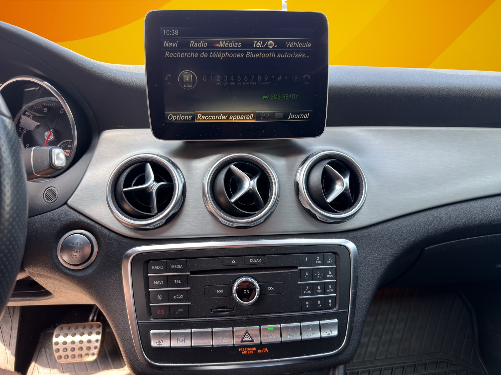 MERCEDES-BENZ GLA 250 AMG Line 4Matic 7G-DCT-image-14
