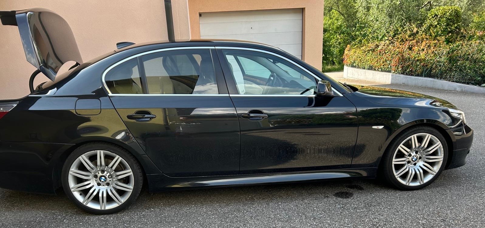 BMW 520d-image-2