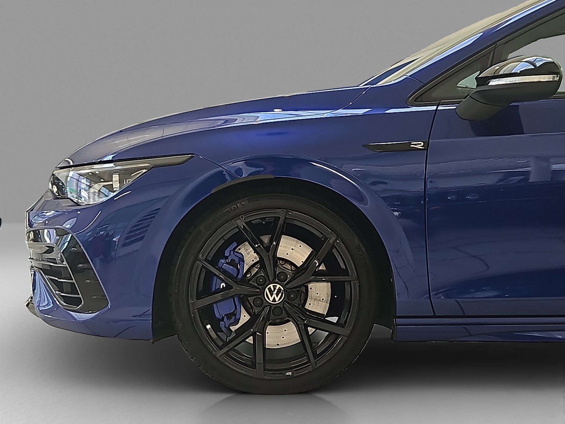 VW Golf VIII 2.0 TSI R Performance DSG 4motion-image-4