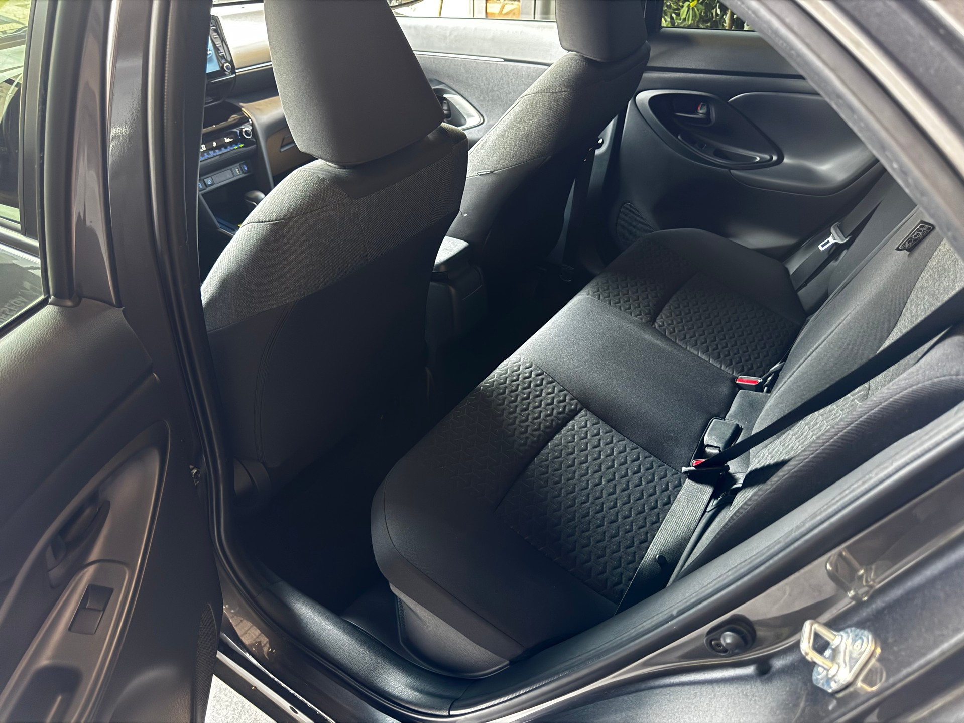 TOYOTA Yaris Cross 1.5 Trend e-CVT AWDi-image-7