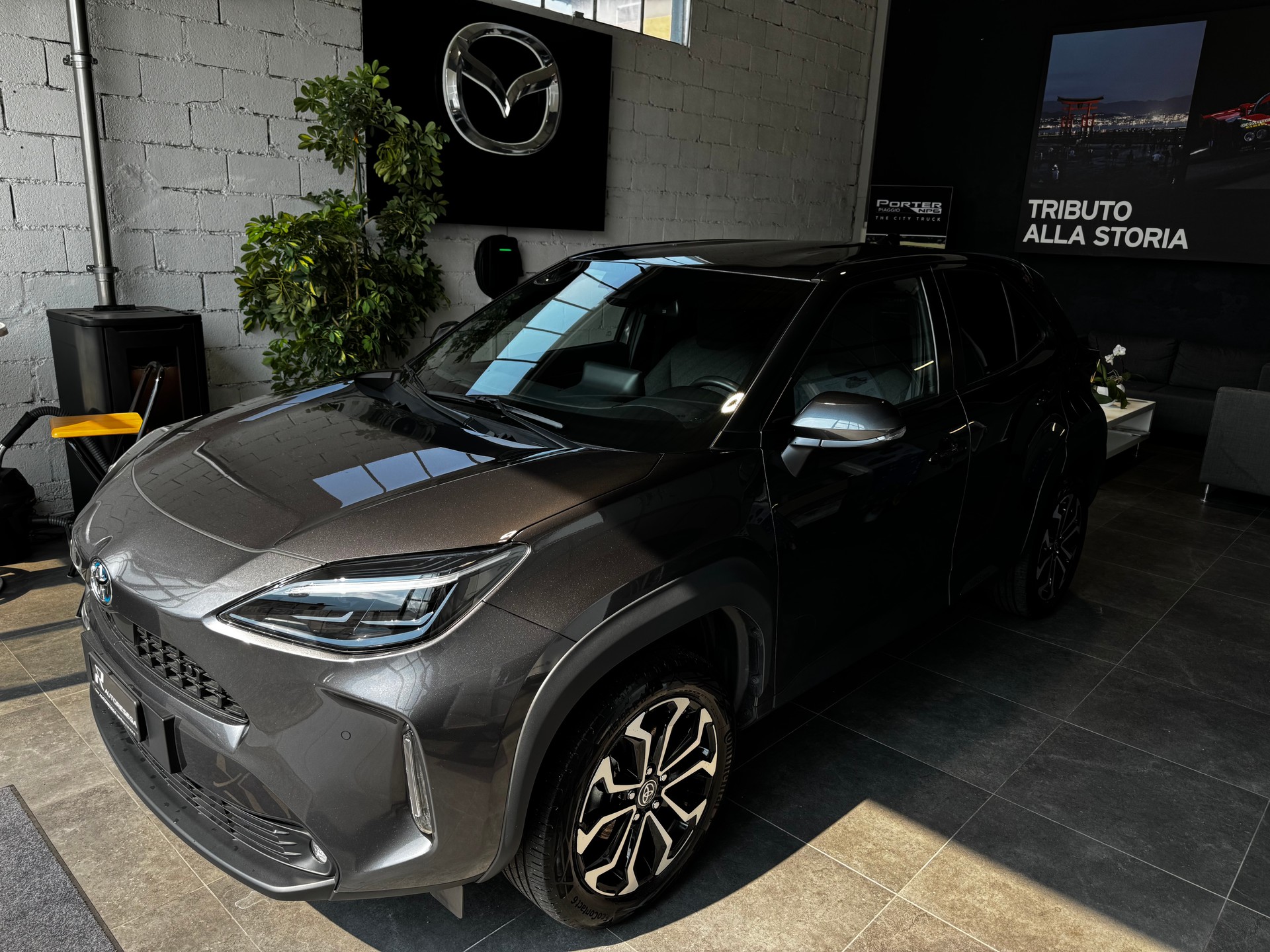 TOYOTA Yaris Cross 1.5 Trend e-CVT AWDi-image-1