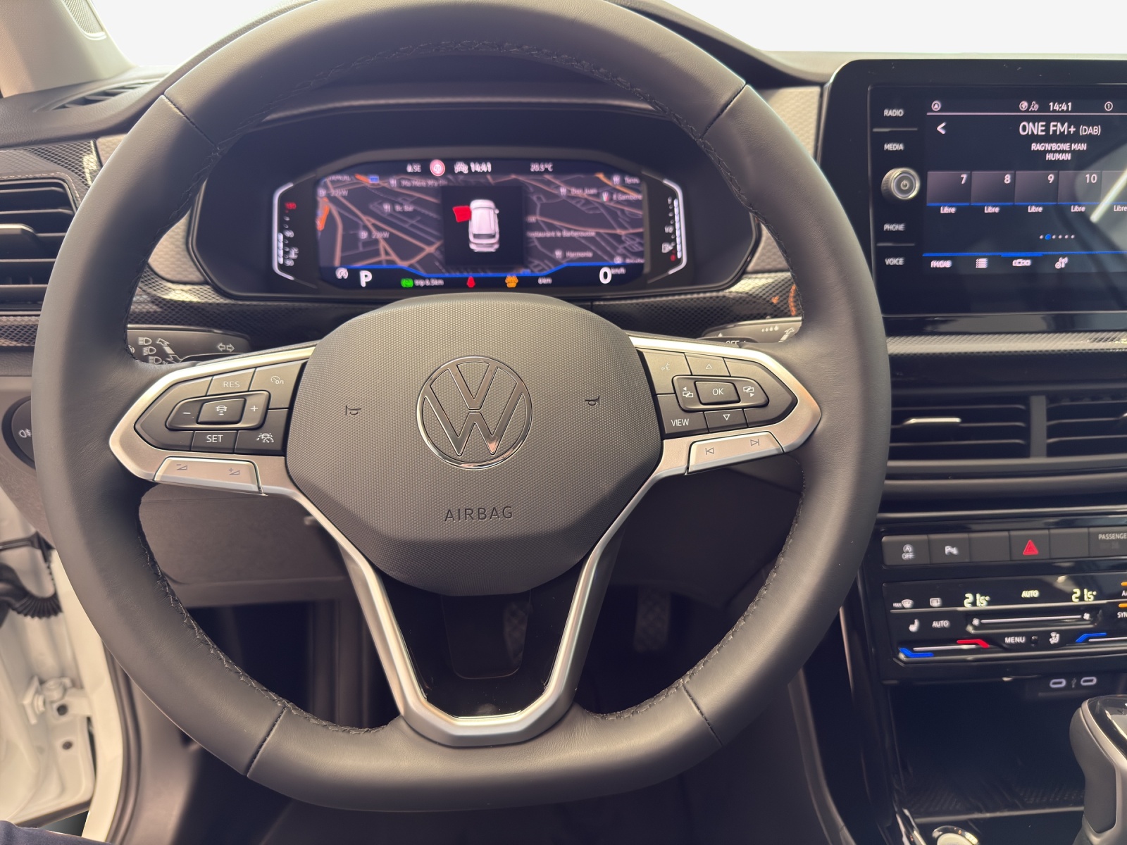 VW T-Cross 1.0 TSI EVO Life DSG-image-9
