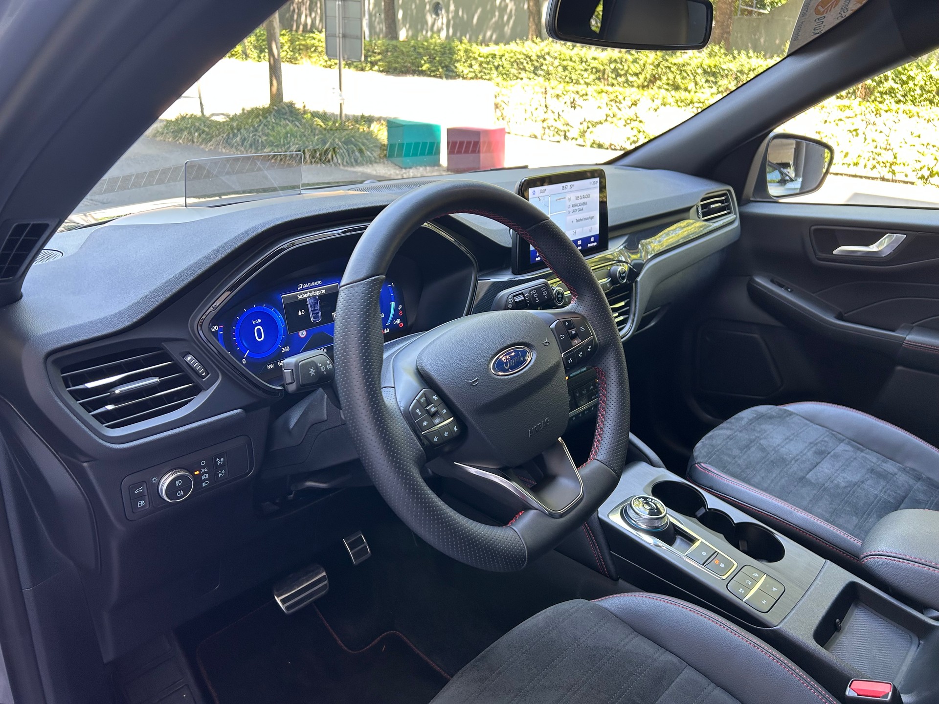 FORD Kuga 2.5 PHEV ST-Line X 2WD-image-8