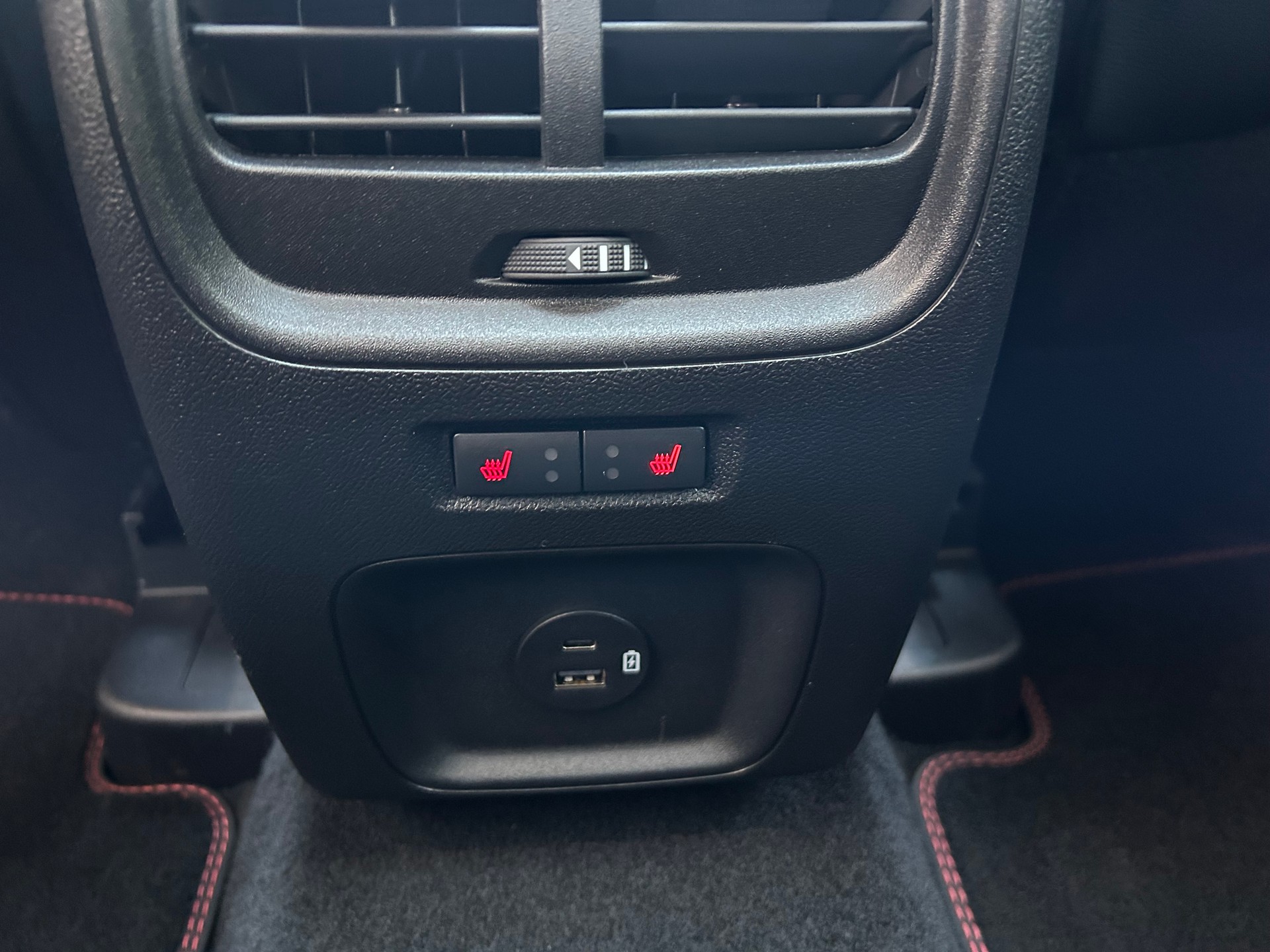 FORD Kuga 2.5 PHEV ST-Line X 2WD-image-15