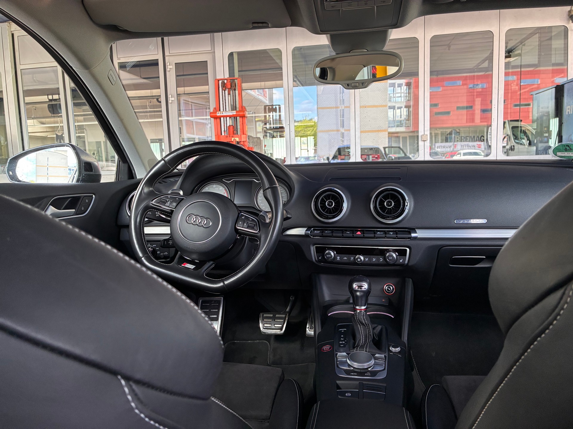 AUDI Sportback-image-3