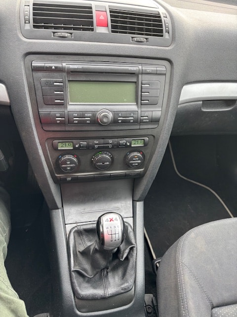 SKODA 2.0 TDI Scout 4x4-image-5