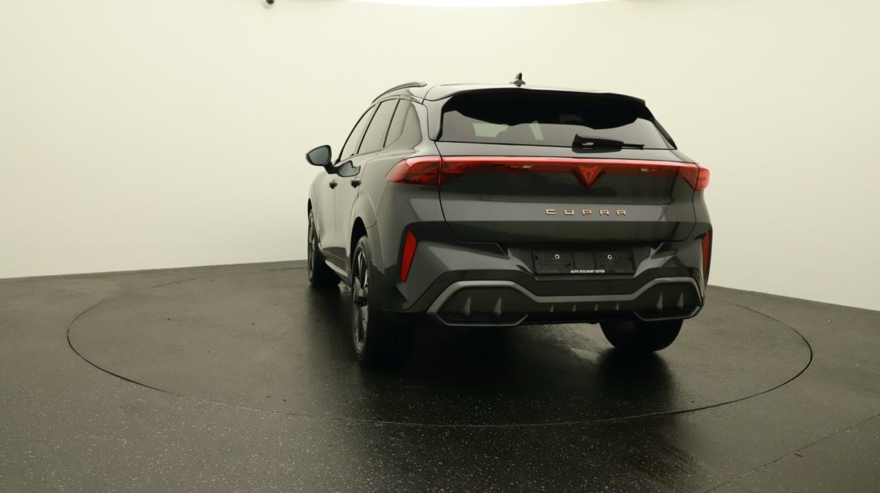 CUPRA Terramar 1.5 eTSI DSG-image-3