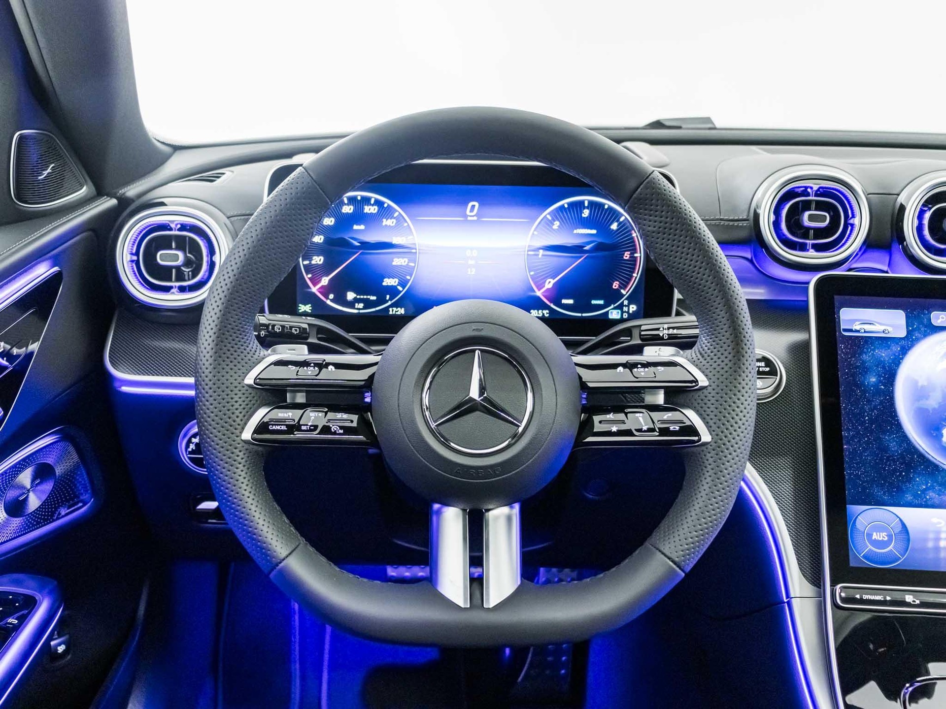 MERCEDES-BENZ C 220 d 4MATIC T-Modell "Swiss Star"-image-10